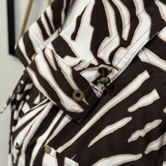 ZENERGY by CHICO'S Neema Zebra Print Jacket - Picture 8 of 15